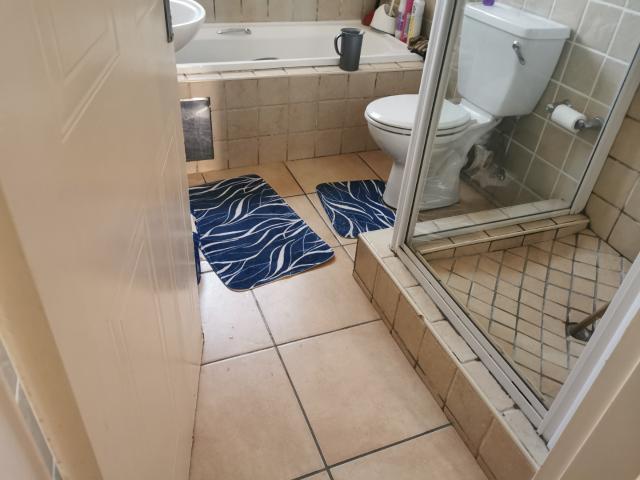 Townhouse for sale in Vosloorus, Gauteng