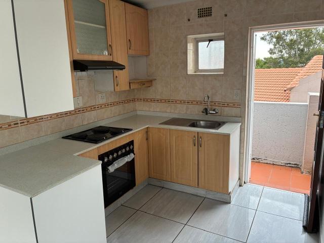 Townhouse for sale in Vosloorus, Gauteng