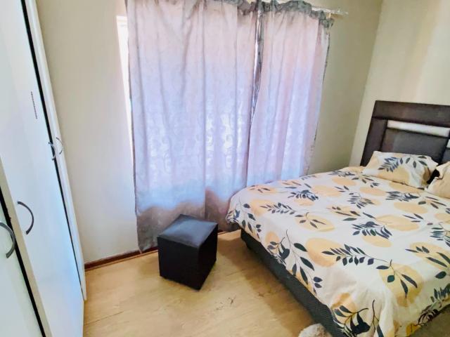 Townhouse for sale in Vosloorus, Gauteng