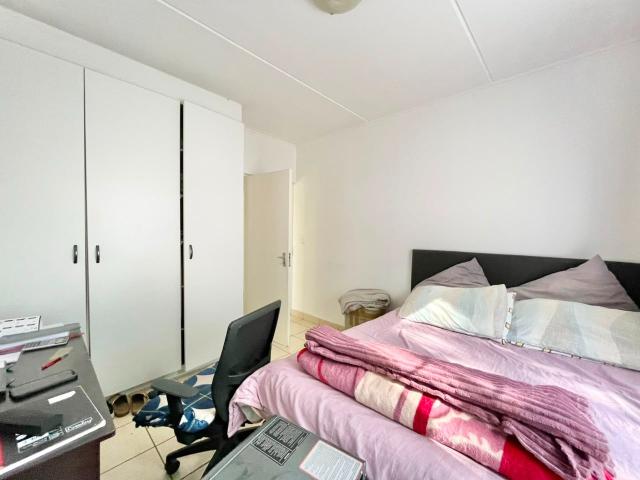 Townhouse for sale in Vosloorus, Gauteng