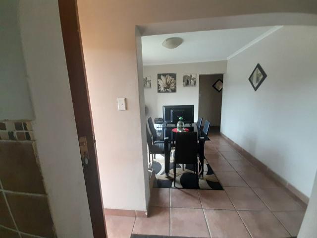 Townhouse for sale in Vosloorus, Gauteng