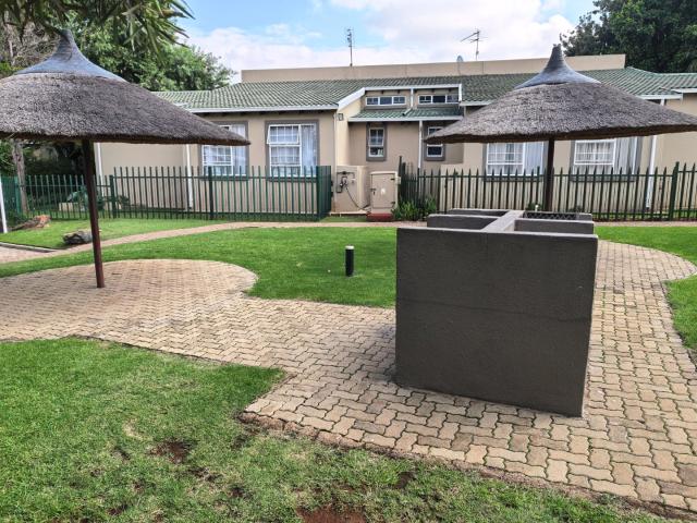 Townhouse for sale in Ekurhuleni, Gauteng