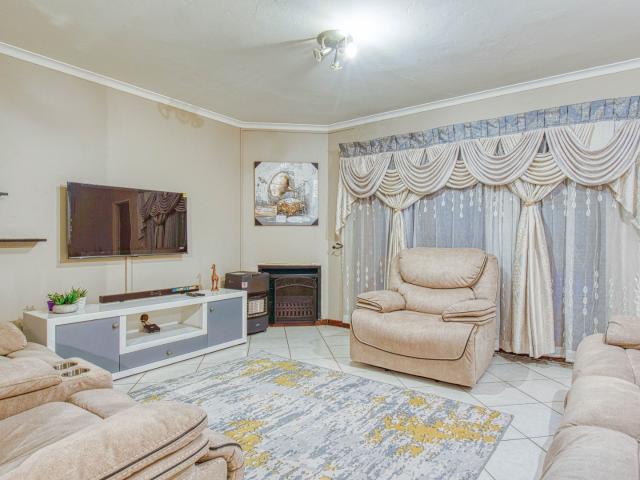 Townhouse for sale in Meyersdal, Ekurhuleni