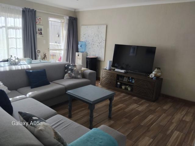 Townhouse for sale in Meyersdal, Ekurhuleni