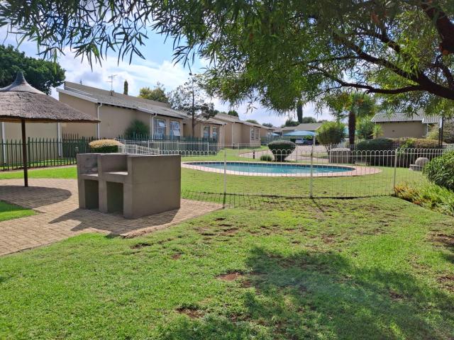 Townhouse for sale in Ekurhuleni, Gauteng