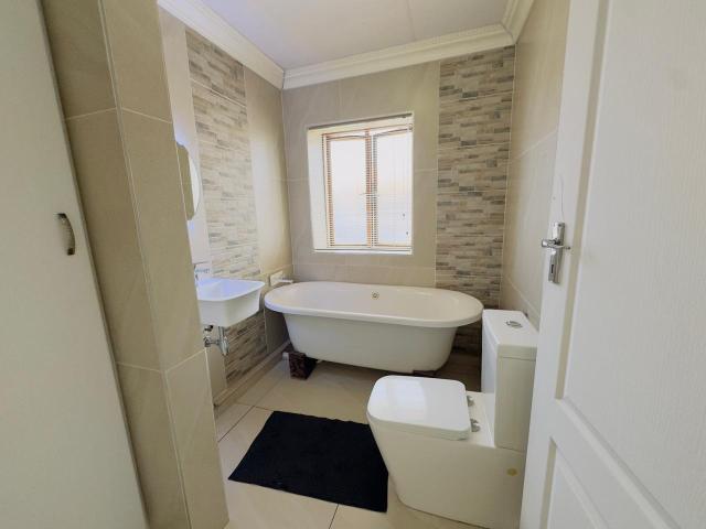 Townhouse for sale in Meyersdal, Ekurhuleni