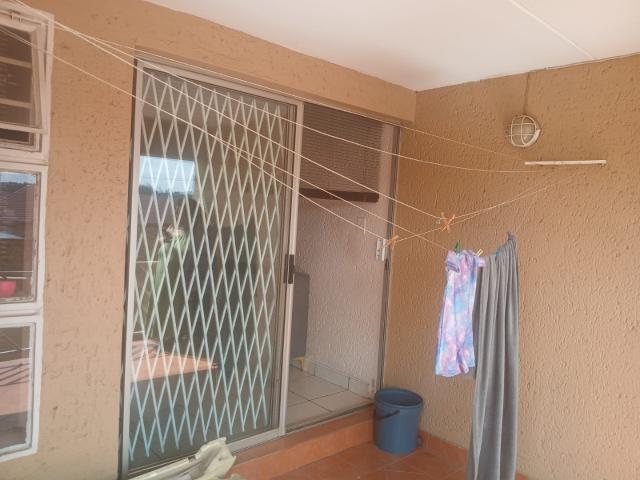 Townhouse for sale in Vosloorus, Gauteng