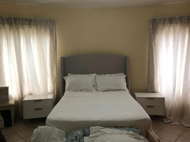 Townhouse for sale in Vosloorus, Gauteng