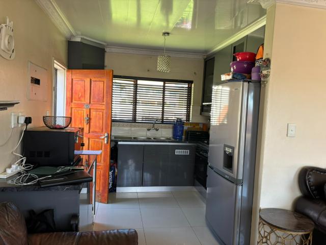 Townhouse for sale in Vosloorus, Gauteng