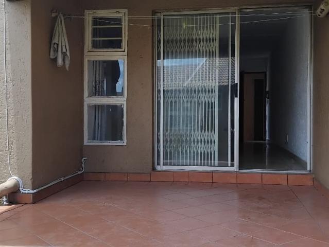 Townhouse for sale in Vosloorus, Gauteng