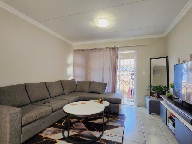 Townhouse for sale in Waterkloof, Gauteng