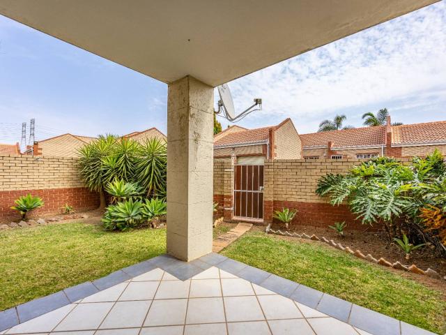 Townhouse for sale in Waterkloof, Gauteng