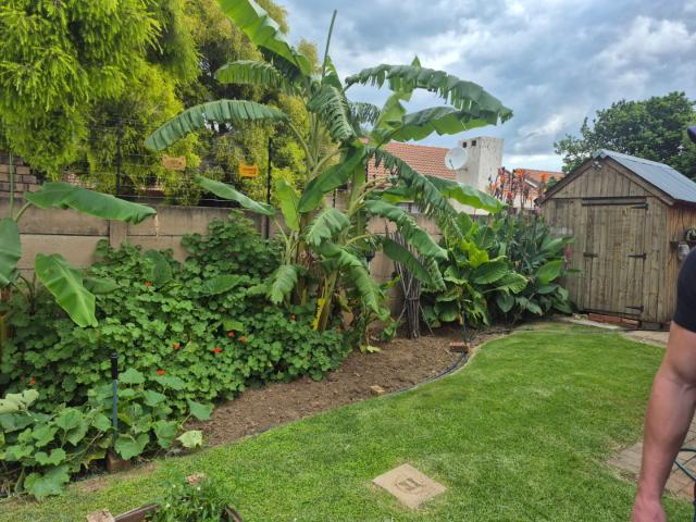 Townhouse for sale in Waterkloof, Gauteng