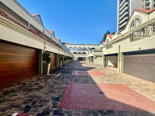 Townhouse for sale in Alexandra, Gauteng