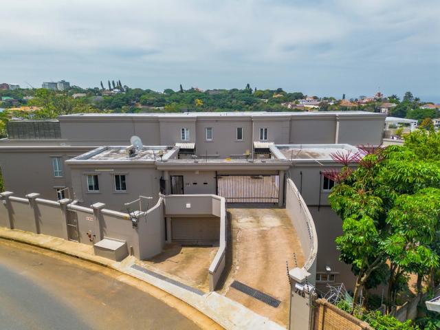Townhouse for sale in Seaview, Kwazulu-natal