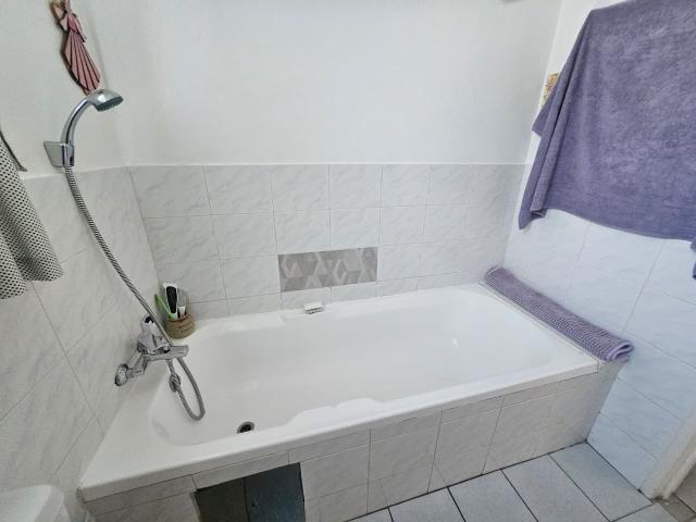 Townhouse for sale in Vosloorus, Gauteng