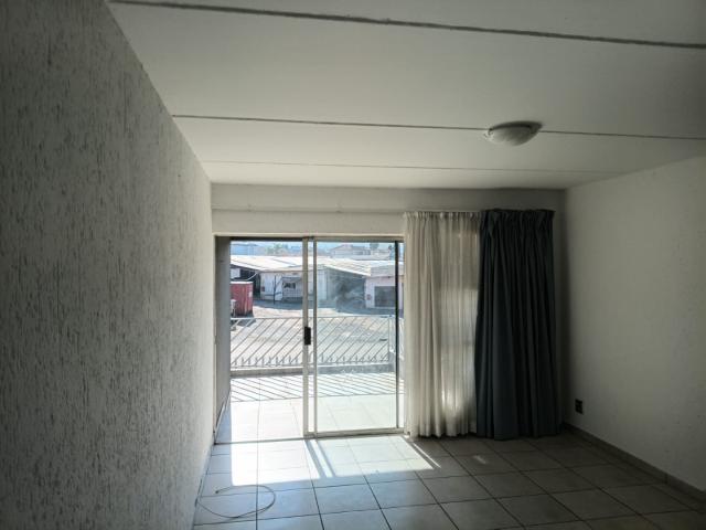 Townhouse for sale in Vosloorus, Gauteng