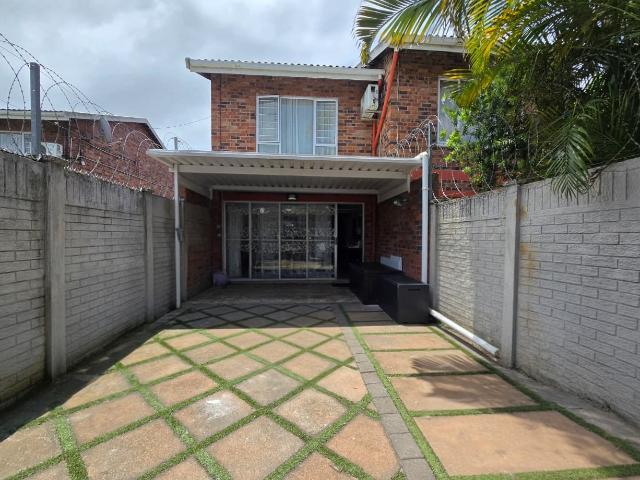 Townhouse for sale in Durban, Kwazulu-natal