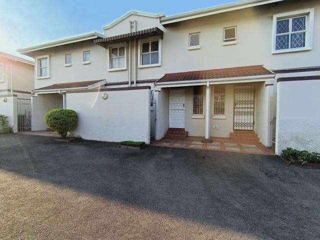 Townhouse for sale in Seaview, Kwazulu-natal