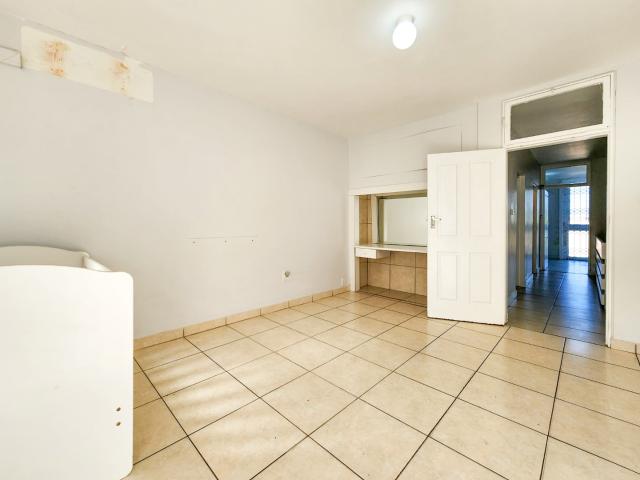 Townhouse for sale in Seaview, Kwazulu-natal