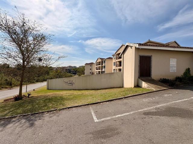 Townhouse for sale in East London, Eastern Cape