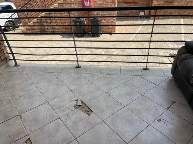 Townhouse for sale in Vosloorus, Gauteng