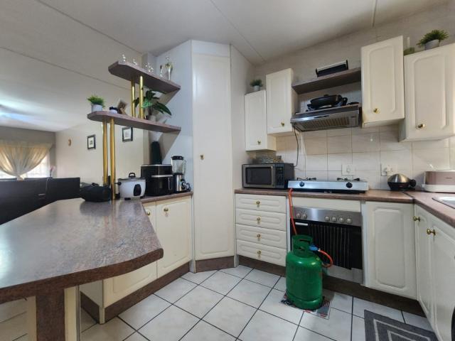 Townhouse for sale in Ekurhuleni, Gauteng