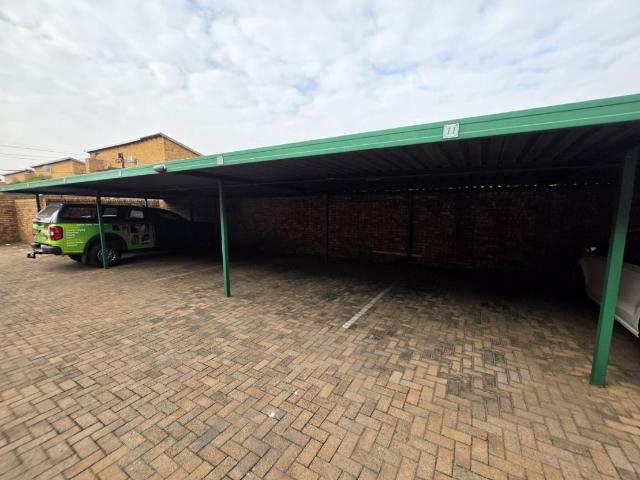 Townhouse for sale in Ekurhuleni, Gauteng