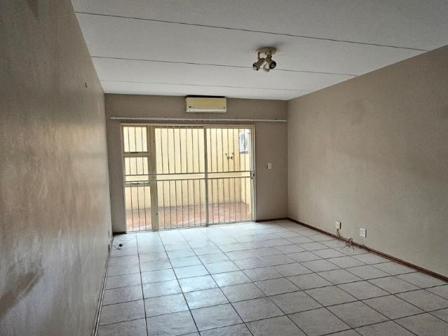 Townhouse for sale in Ekurhuleni, Gauteng