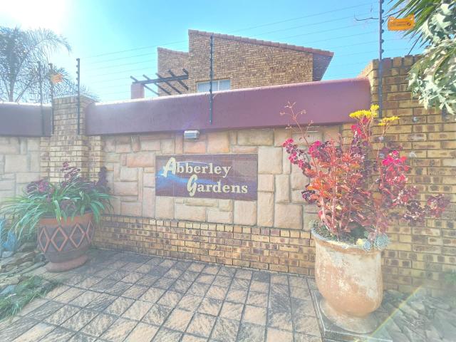 Townhouse for sale in Ekurhuleni, Gauteng