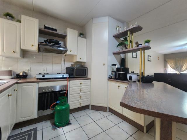 Townhouse for sale in Ekurhuleni, Gauteng