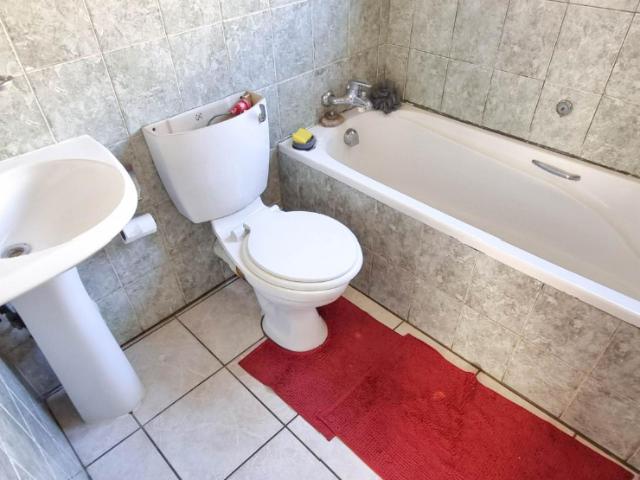Townhouse for sale in Ekurhuleni, Gauteng