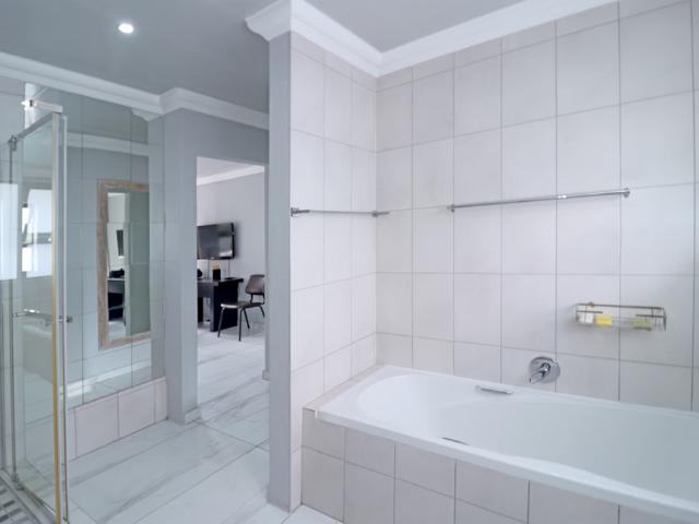 Townhouse for sale in Parow, Western Cape