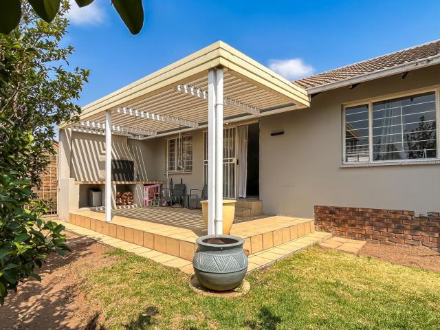 Townhouse for sale in Randburg, Gauteng