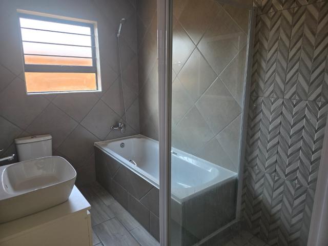 Townhouse for sale in Ekurhuleni, Gauteng