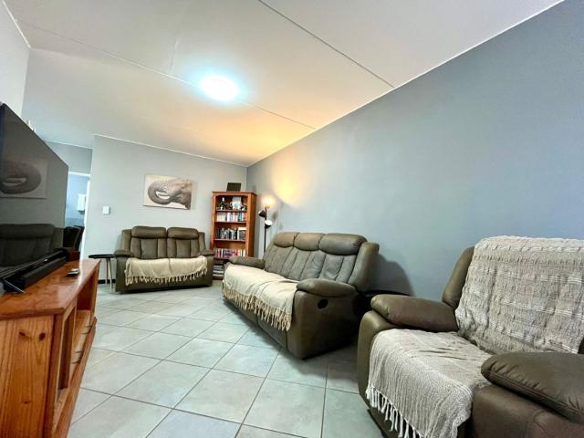 Townhouse for sale in Ekurhuleni, Gauteng