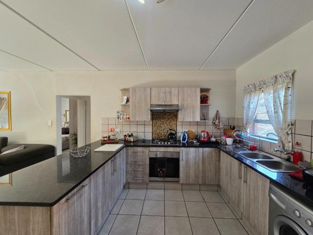 Townhouse for sale in Ekurhuleni, Gauteng