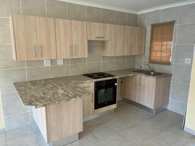 Townhouse for sale in Vosloorus, Gauteng
