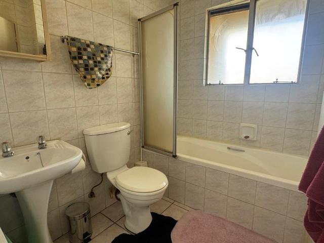 Townhouse for sale in Vosloorus, Gauteng