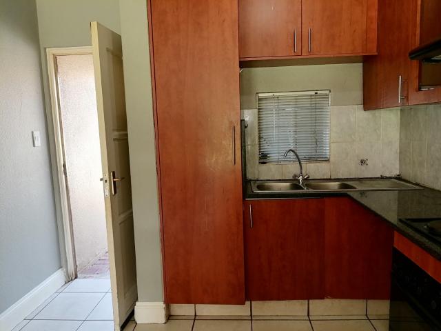 Townhouse for sale in Vosloorus, Gauteng