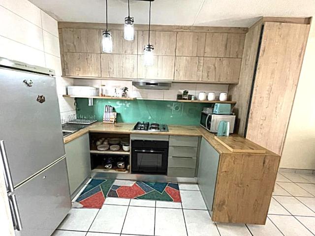 Townhouse for sale in Vosloorus, Gauteng