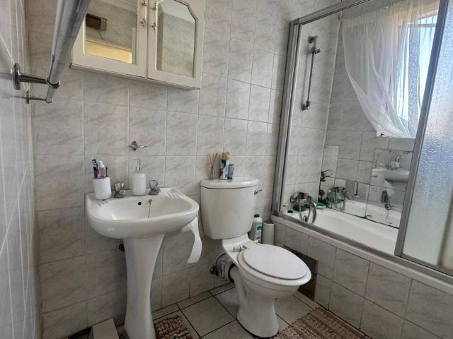 Townhouse for sale in Vosloorus, Gauteng