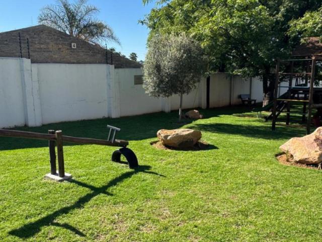 Townhouse for sale in Vosloorus, Gauteng