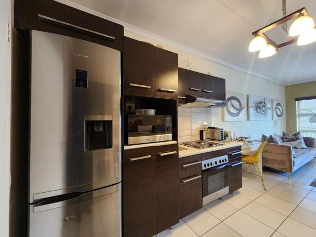 Townhouse for sale in Vosloorus, Gauteng