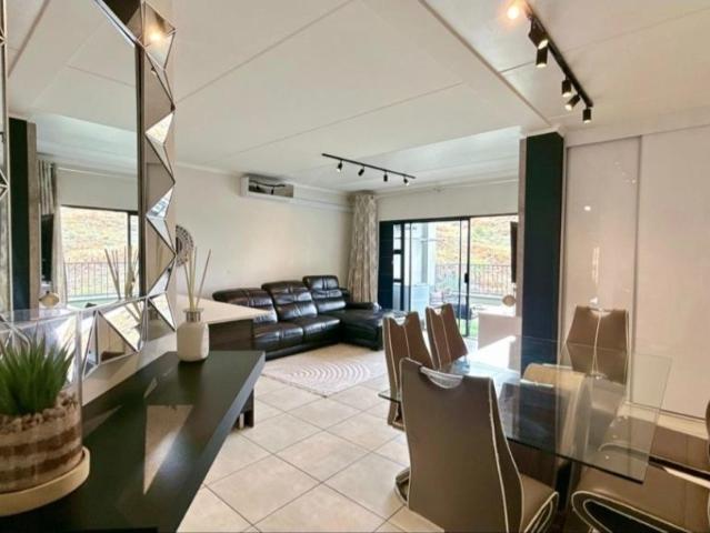 Townhouse for sale in Vosloorus, Gauteng