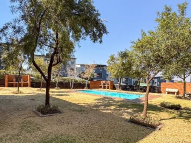 Townhouse for sale in Vosloorus, Gauteng