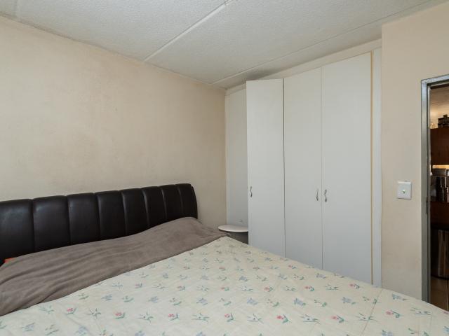 Townhouse for sale in Vosloorus, Gauteng