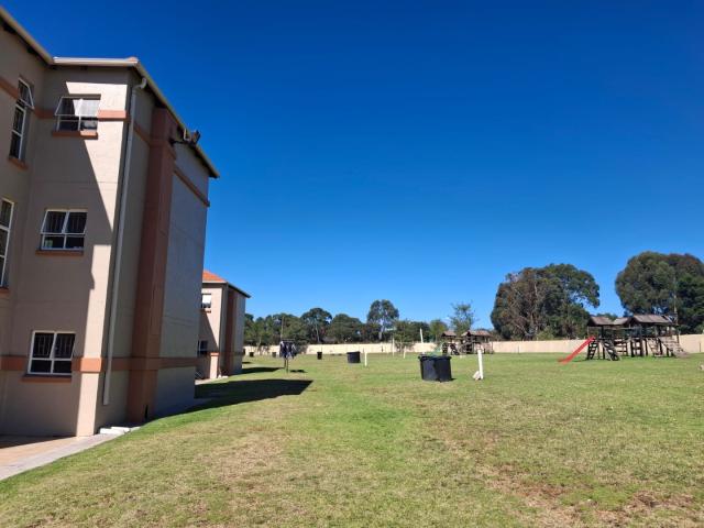 Townhouse for sale in Vosloorus, Gauteng