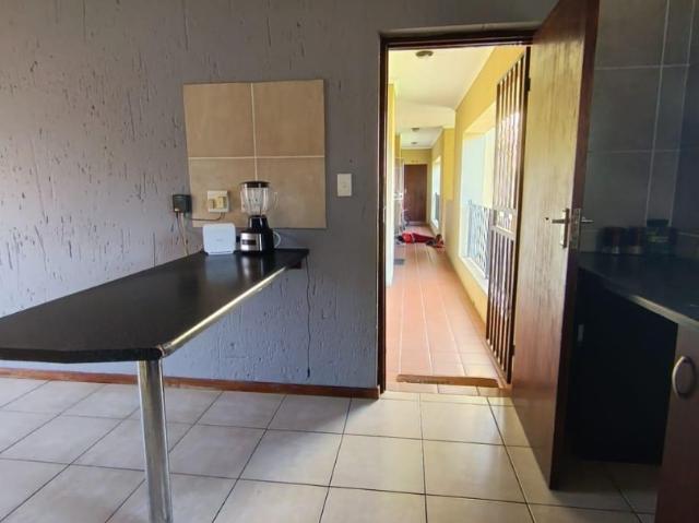 Townhouse for sale in Vosloorus, Gauteng