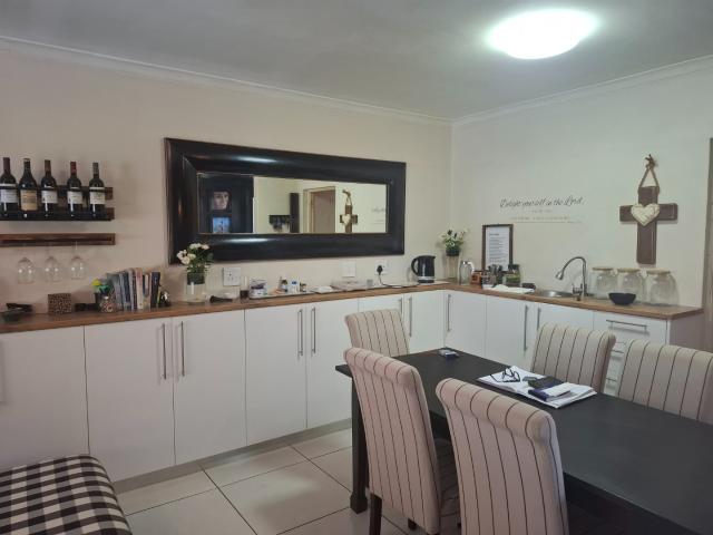 Townhouse for sale in Panorama, Western Cape